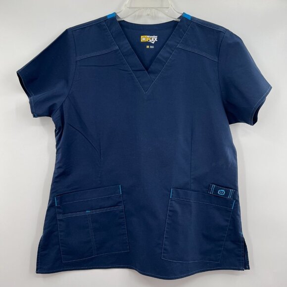 3 scrub tops Size medium - Picture 14 of 16